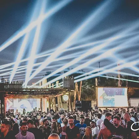 Savoy Apartment Mamaia