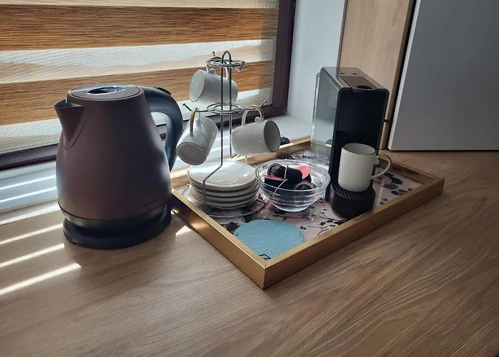 Savoy * מאמאיה