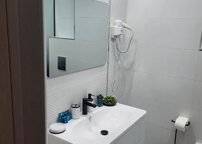 Savoy * מאמאיה