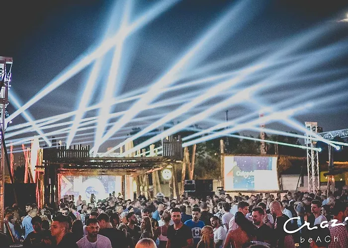 Savoy דירה מאמאיה